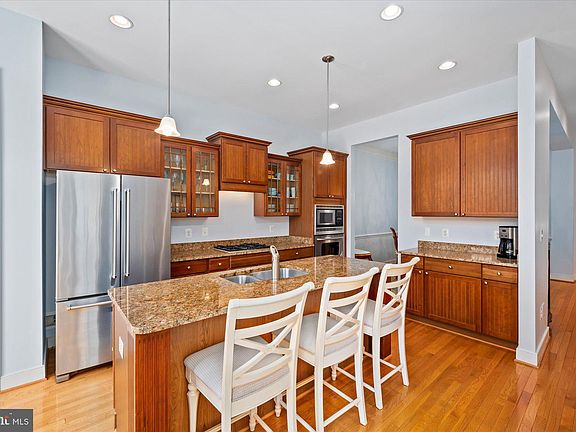3rd image of 21119 Laguna Dr #D-18