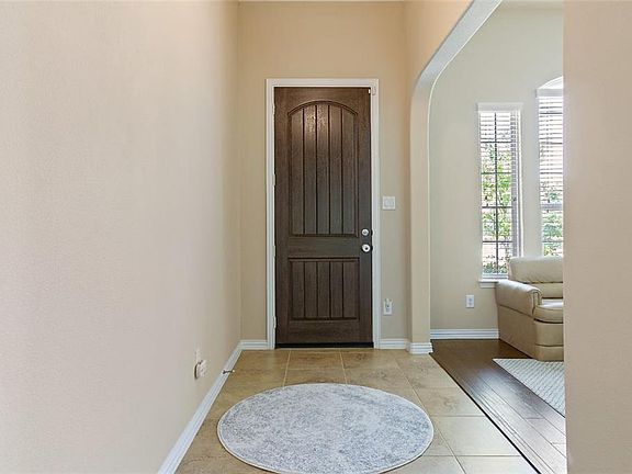 4th image of 107 Saratoga Dr