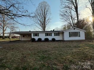 539 Jennings Rd, Statesville, NC 28625