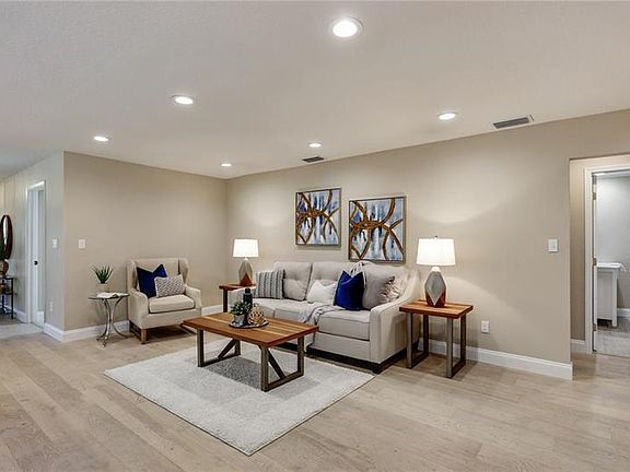 5th image of 2125 Bow Ln
