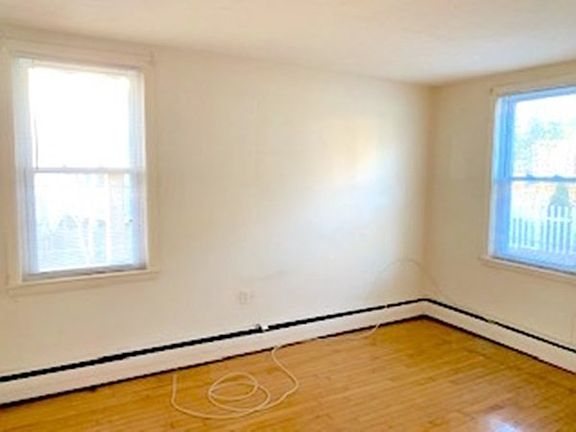 3rd image of 70 Railroad Ave #1