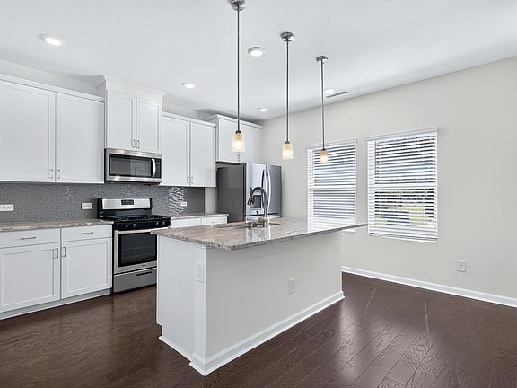2nd image of 810 Firebrick Dr