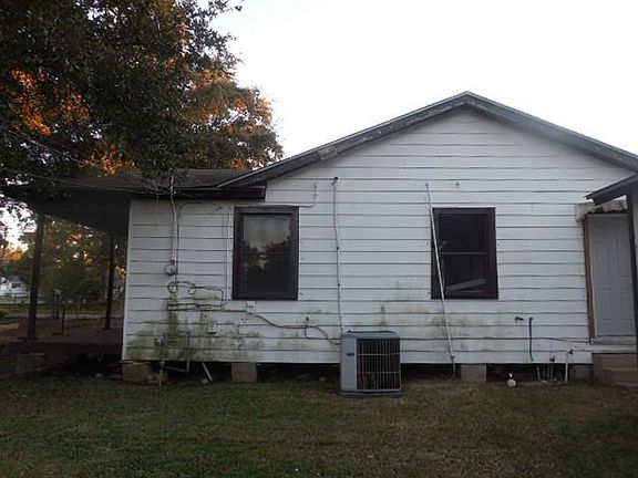 2nd image of 2102 12th St