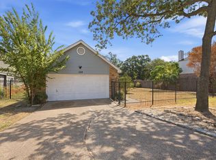 1308 Carver Ln, Irving, TX 75061