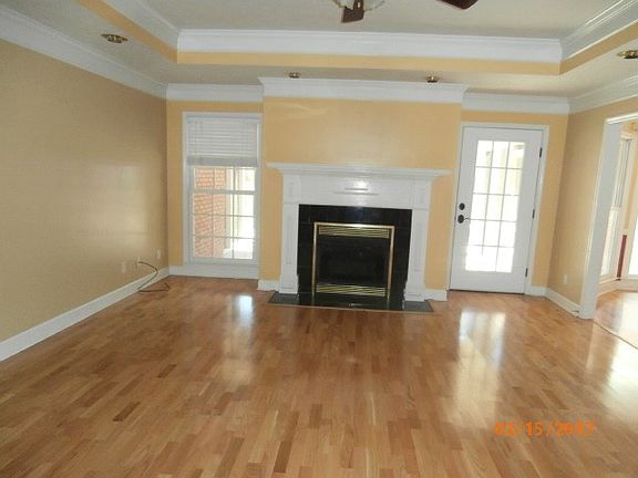4th image of 126 White Horse Dr