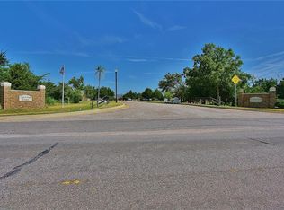 2816 Mirage St, Yukon, OK 73099