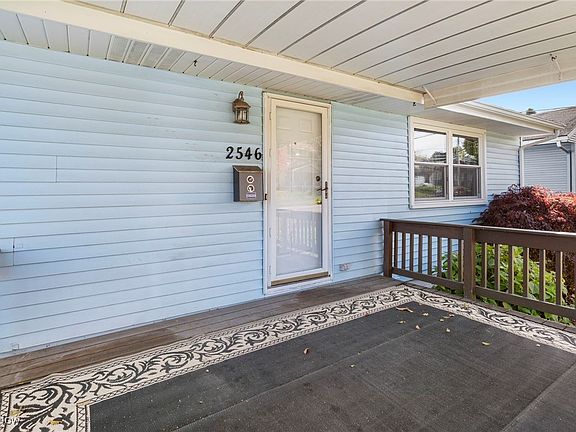5th image of 2546 Coventry Blvd NE
