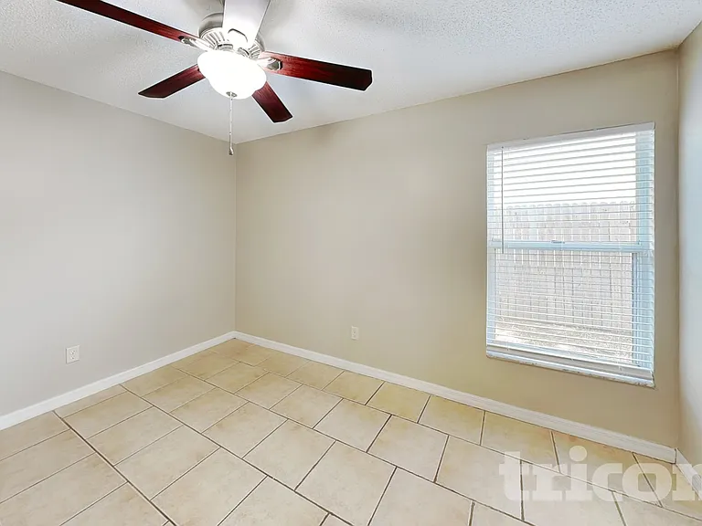 2810 Manor Hill Dr — Photo 10