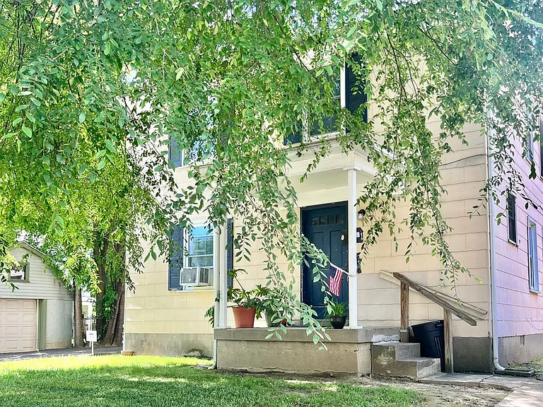 4840 Southside Drive-New — Photo 1