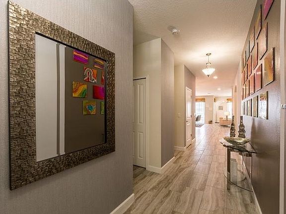4th image of 4835 Kings Castle Cir