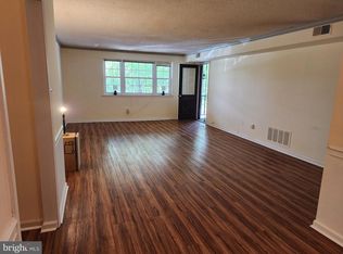 107 Woodstream Dr #107, Norristown, PA 19403