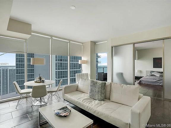 4th image of 1040 Biscayne Blvd APT 4107