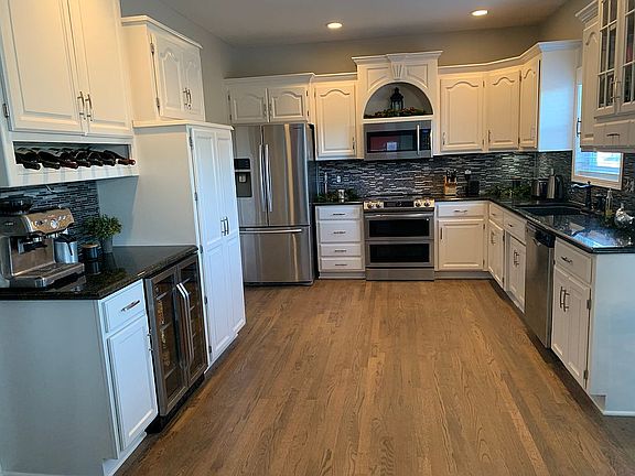 Updated kitchen in 2022