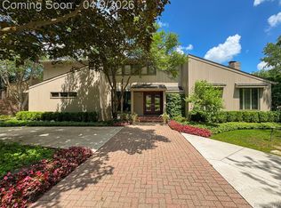 4695 Maura Ln, West Bloomfield, MI