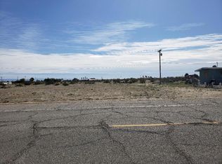 2328 S Marina Dr, Thermal, CA 92274