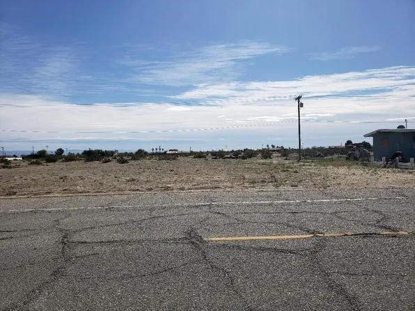 2328 S Marina Dr, Thermal, CA 92274