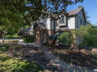 5107 Norwood Dr, Bettendorf, IA 52722