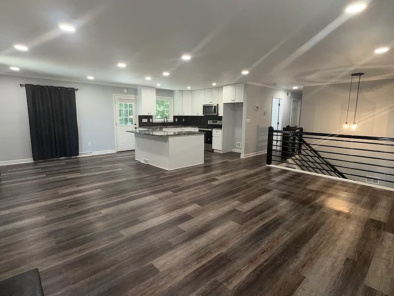 145 Timberlane Dr — Photo 8