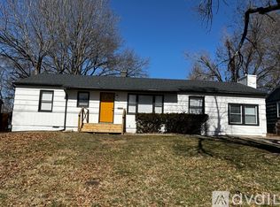 8850 E 59th Ter, Raytown, MO 64133