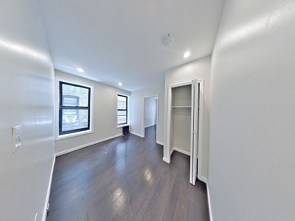 5th image of 328 E 78th St APT 4