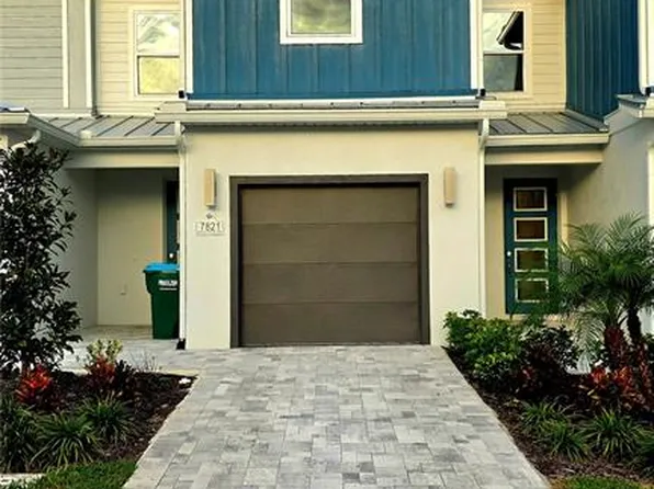 7821 Spectrum Dr, Kissimmee, FL 34747