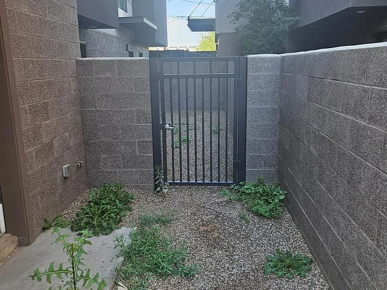 309 S Roosevelt St — Photo 37