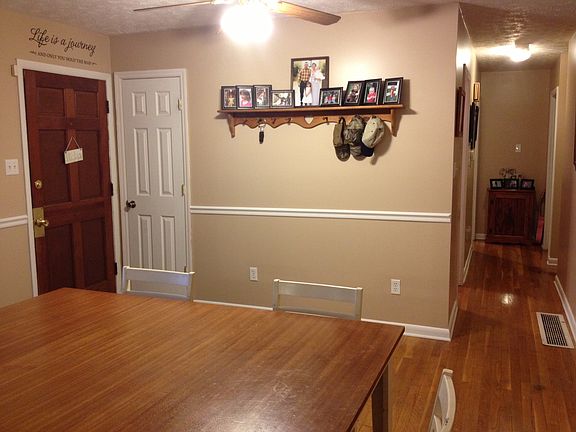 Front door into Dinning Room