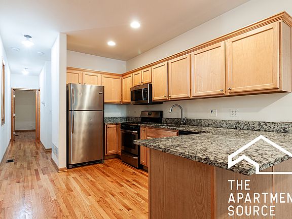 2nd image of 3117 N Damen Ave #1