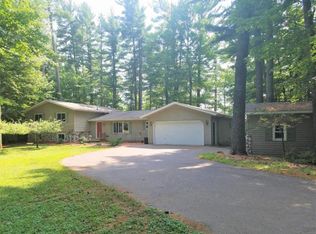 11113 Tuckaway Rd, Arbor Vitae, WI 54568