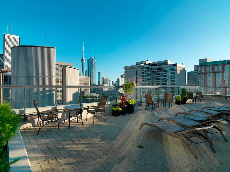 570 Bay St E — Photo 10