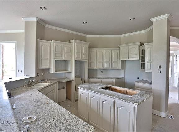 3rd image of 1218 Saddle Lakes Dr