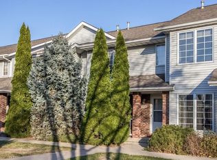 328 W Side Dr, Iowa City, IA 52246