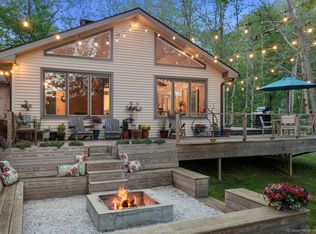 147 Johnson Pond Ln, Westbrook, CT 06498