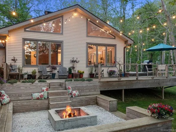 147 Johnson Pond Lane, Westbrook, CT 06498