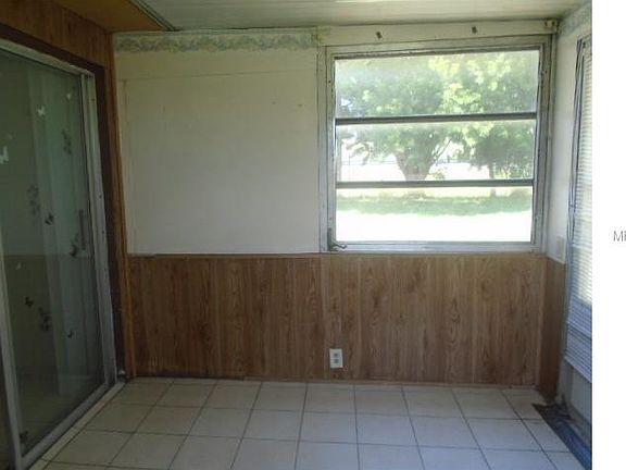 5th image of 4990 Jonquil Pl N