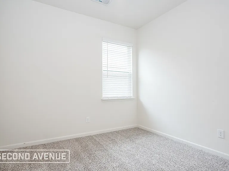 331 Condie Russell Ave — Photo 12