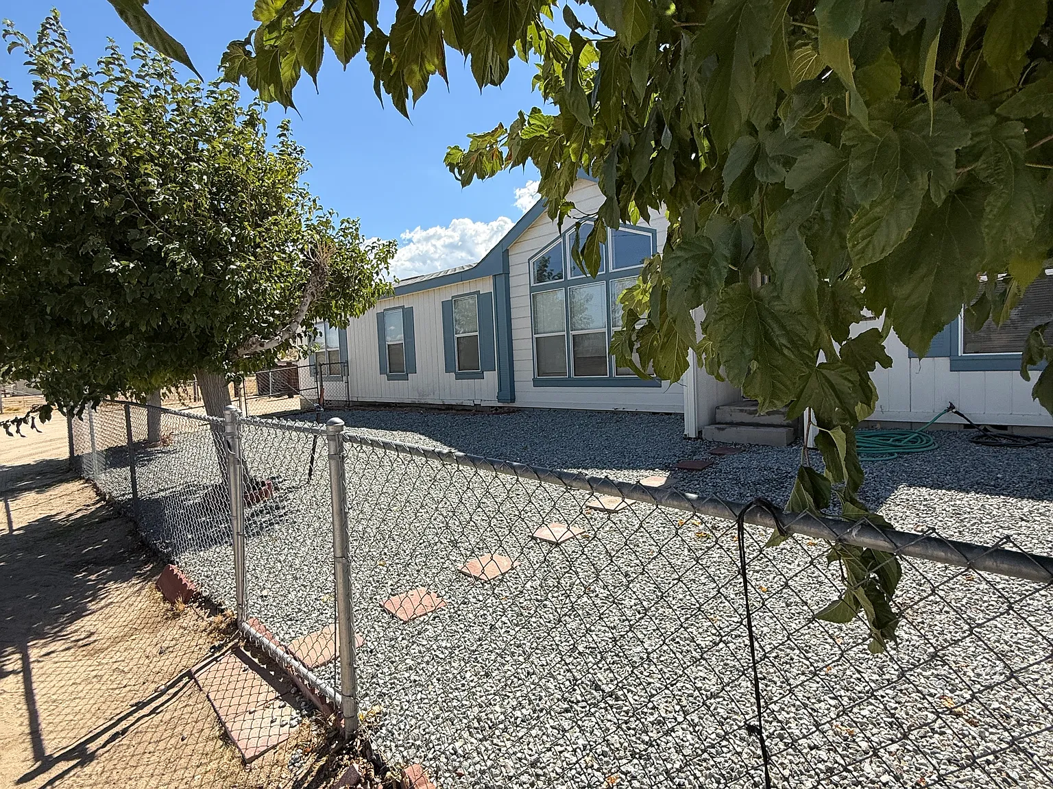 3 bed, 1674 sqft, $2,975 — Photo 4