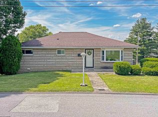 39 Baltimore St, Westover, WV