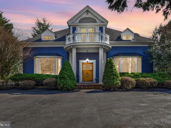 436 Cottage Ave, Edgewater Park, NJ 08010