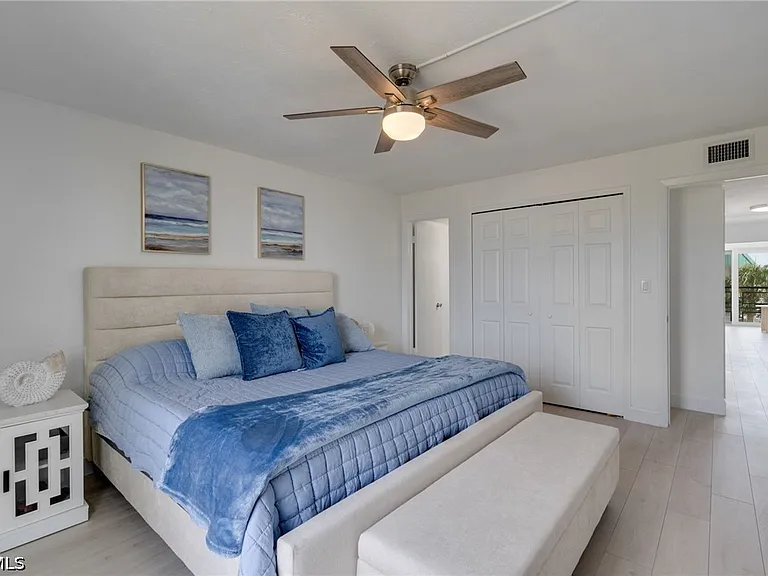 6500 Estero Blvd #H302 — Photo 13