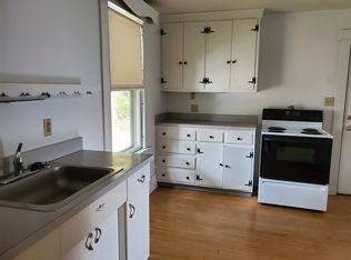 164 Church Ave #2, Bellows Falls, VT 05101