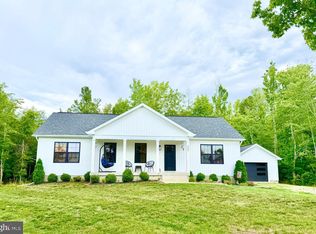 9807 Robert E Lee Dr, SPOTSYLVANIA, VA 22551