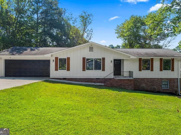 142 Bernice Dr, Lawrenceville, GA 30045
