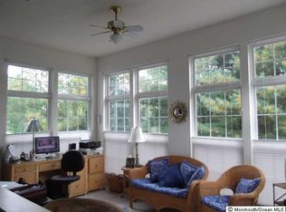 26 Quicksilver Ct, Lakewood, NJ 08701