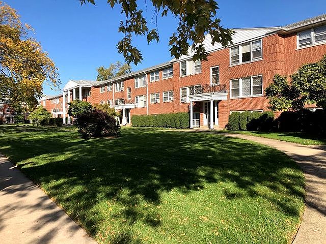 1st image of 6261 N Cicero Ave #2S