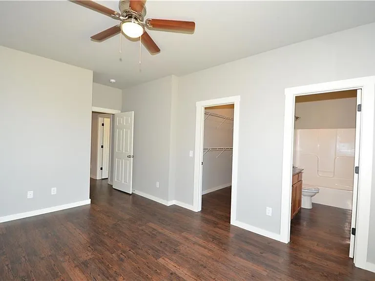 311 Copper Oaks Dr — Photo 4