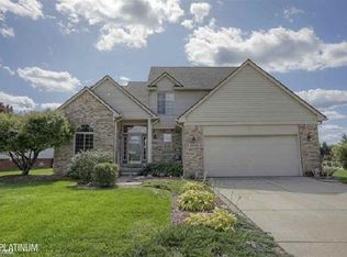 31550 Hiddenbrook Dr, Chesterfield, MI 48047