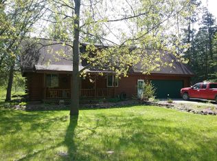 4283 Rainbows End Trl, Indian River, MI 49749