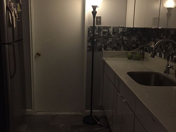 2nd image of 1275 E 51st St APT 5Y