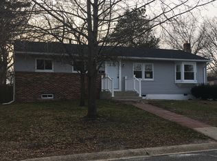 39 Adelphi Rd, Toms River, NJ 08757